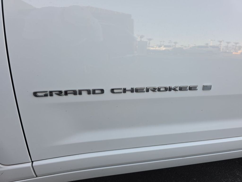 2022 Jeep Grand Cherokee Overland