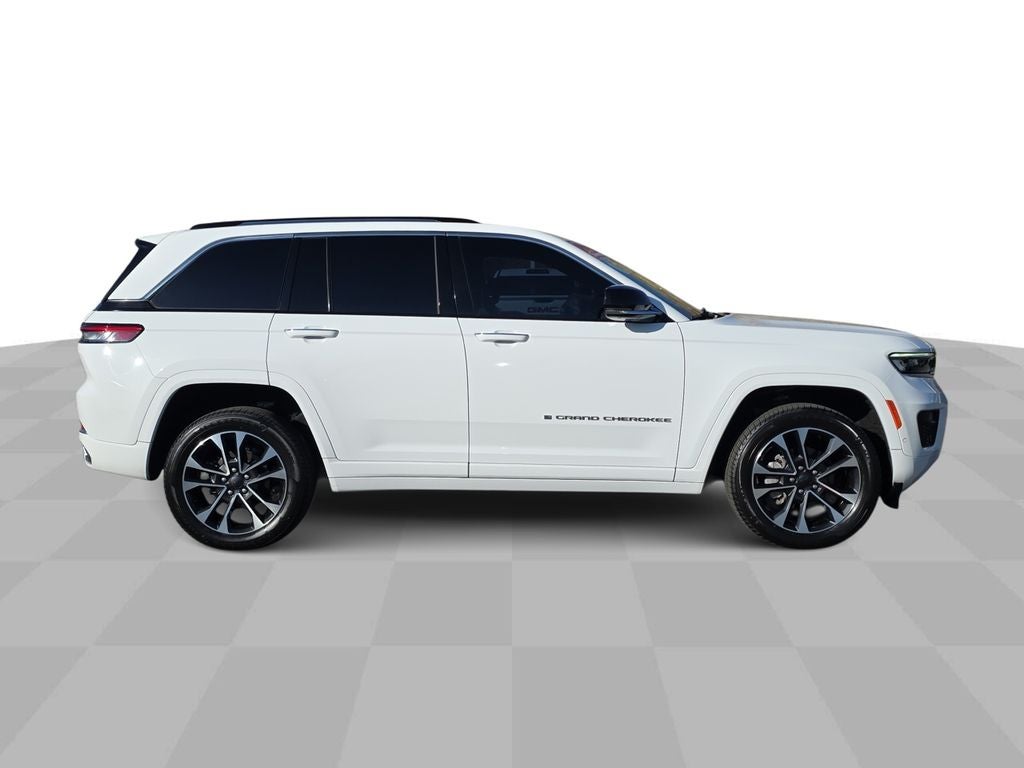 2022 Jeep Grand Cherokee Overland