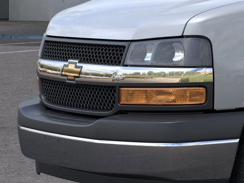 2026 Chevrolet Express Passenger LT