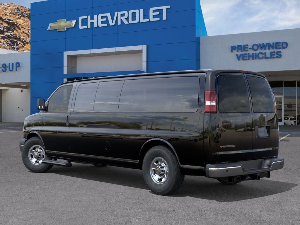 2026 Chevrolet Express Passenger LT