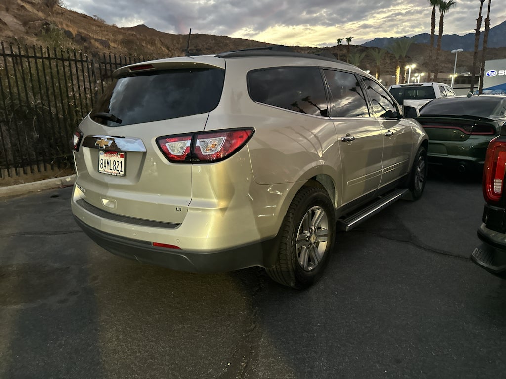 2017 Chevrolet Traverse LT