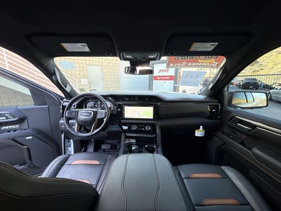2025 GMC Sierra 1500 AT4