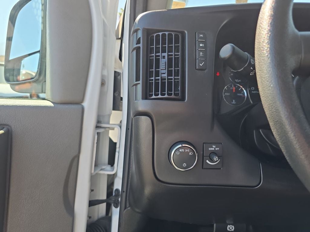 2024 GMC Savana Cargo 2500 Work Van