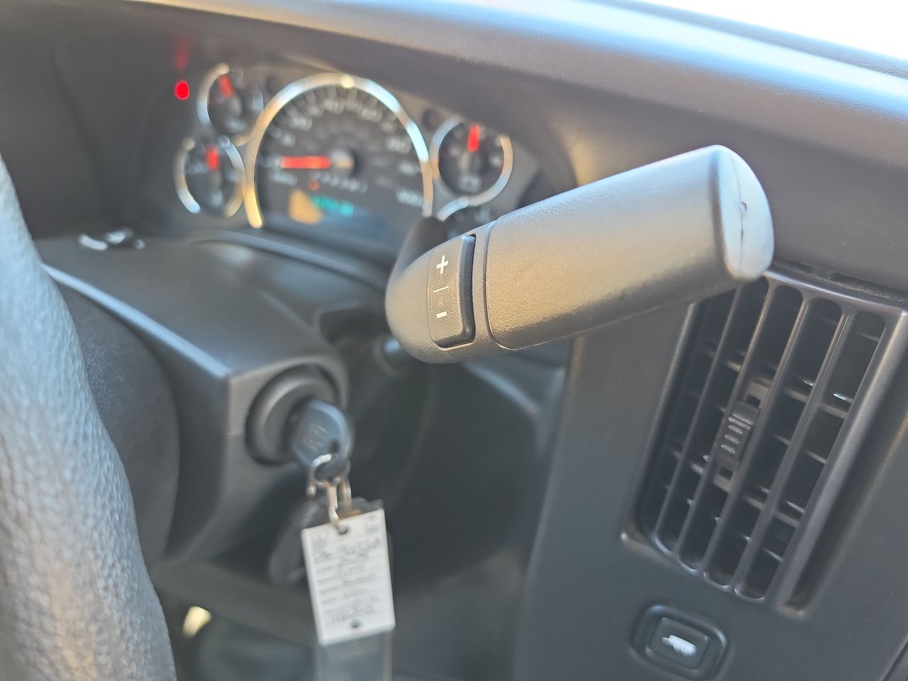 2024 GMC Savana Cargo 2500 Work Van