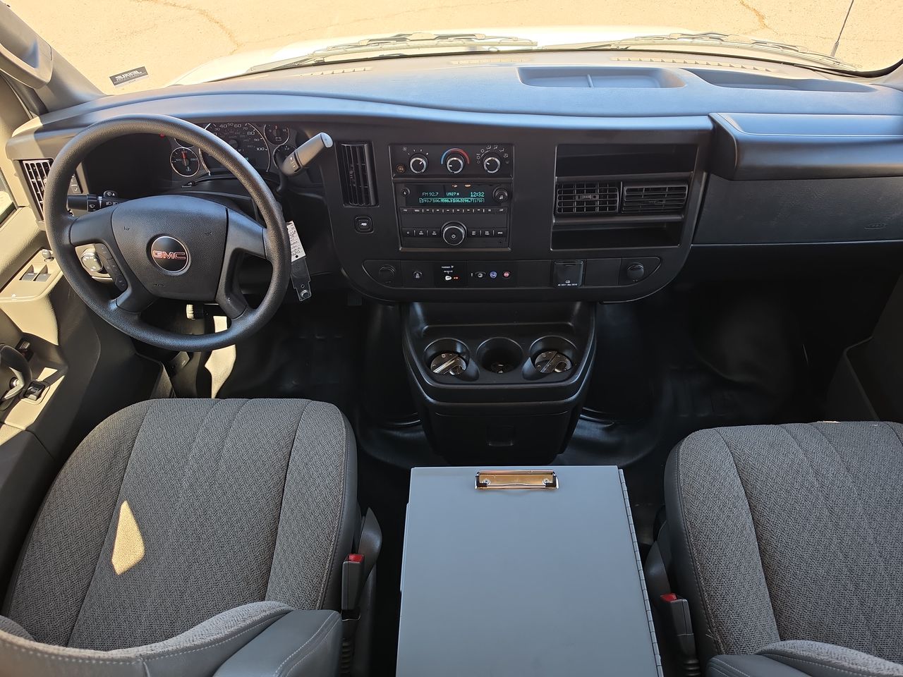 2024 GMC Savana Cargo 2500 Work Van