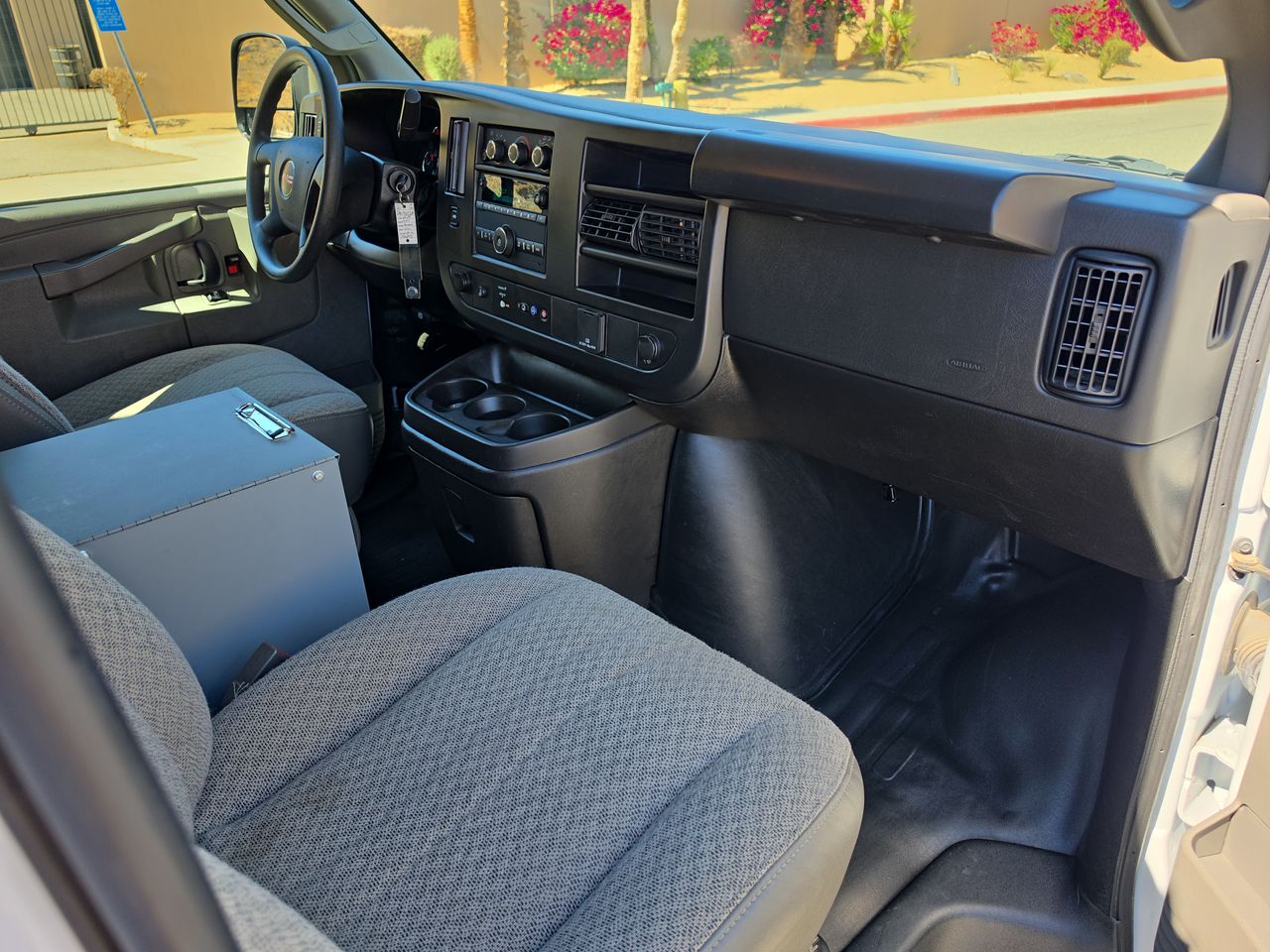 2024 GMC Savana Cargo 2500 Work Van