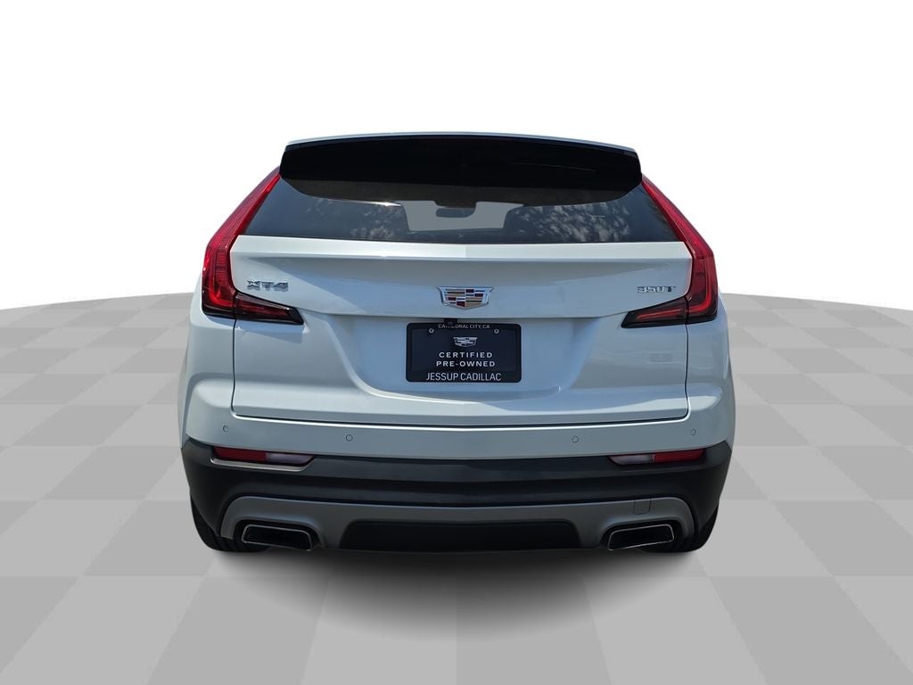 2023 Cadillac XT4 Premium Luxury