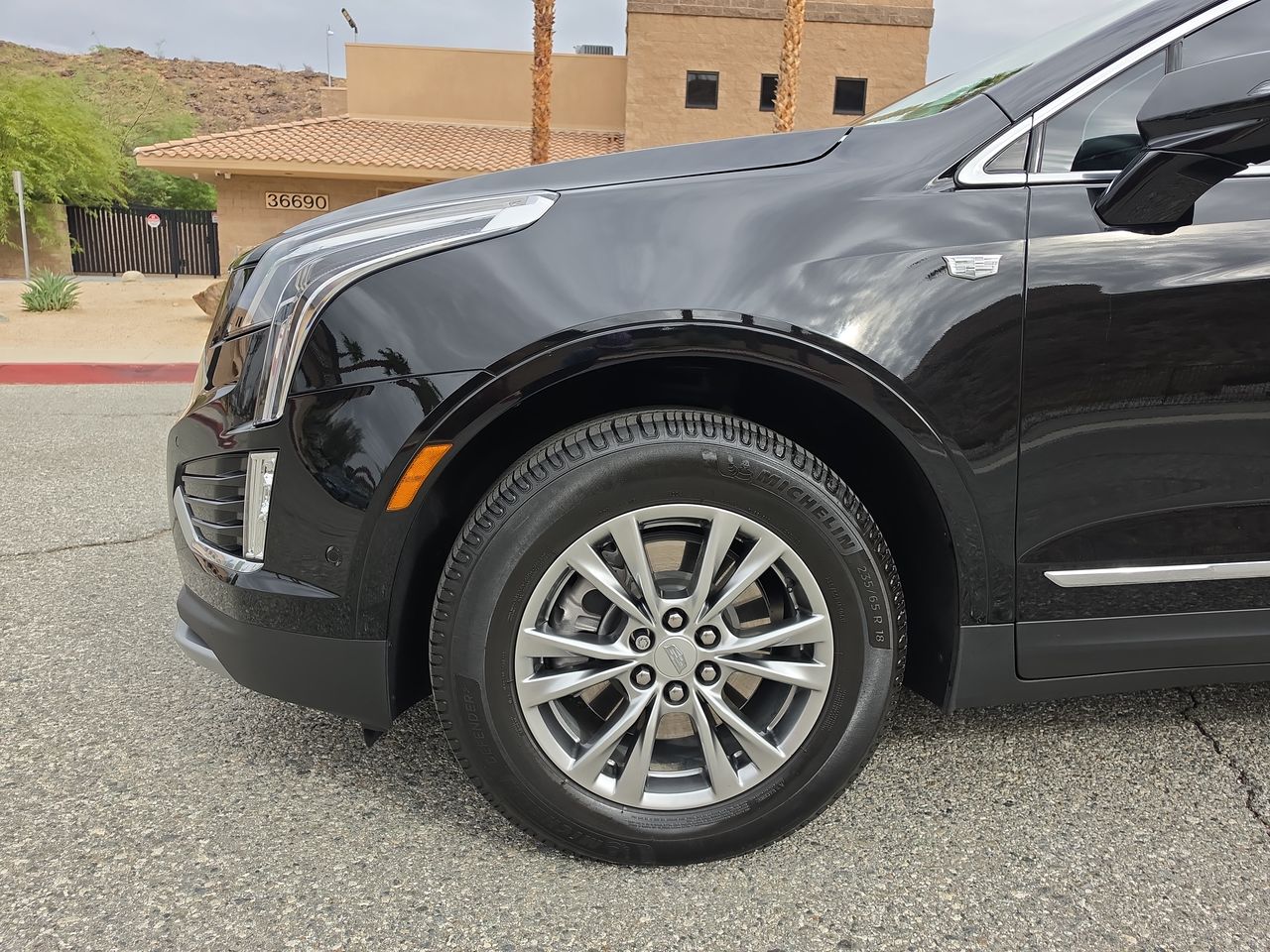 2022 Cadillac XT5 FWD Premium Luxury