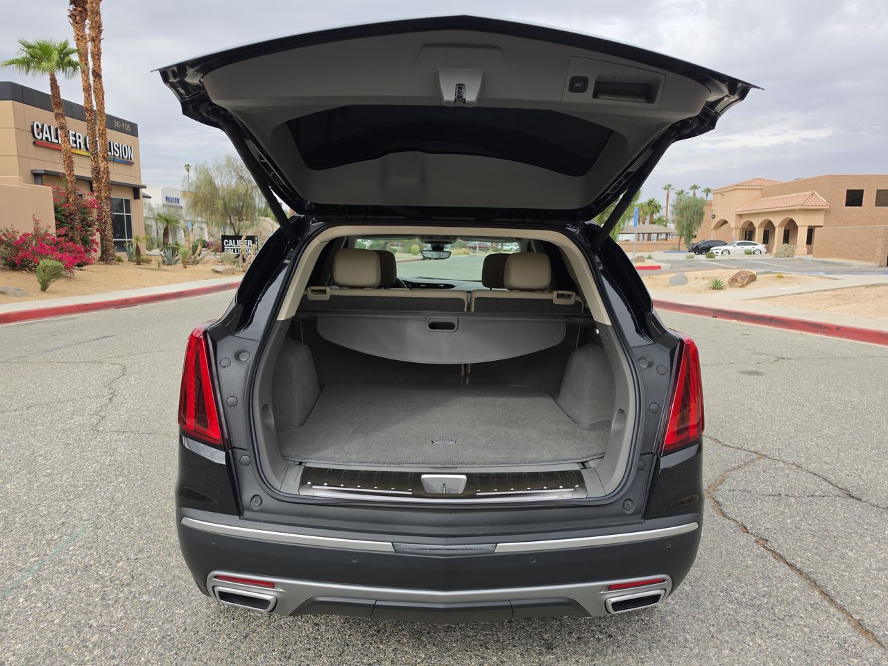 2022 Cadillac XT5 FWD Premium Luxury