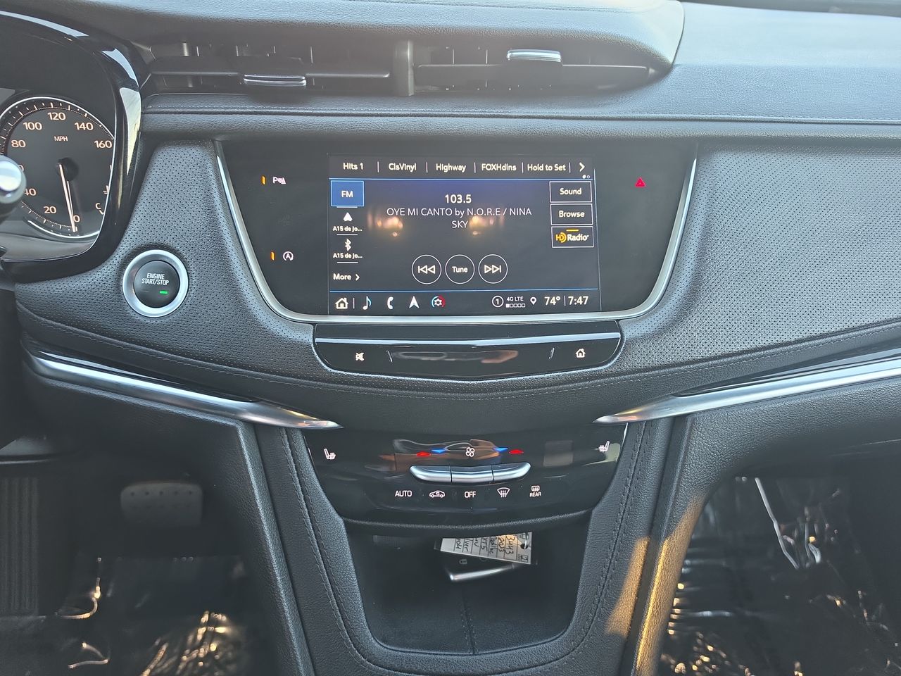 2023 Cadillac XT5 FWD Premium Luxury