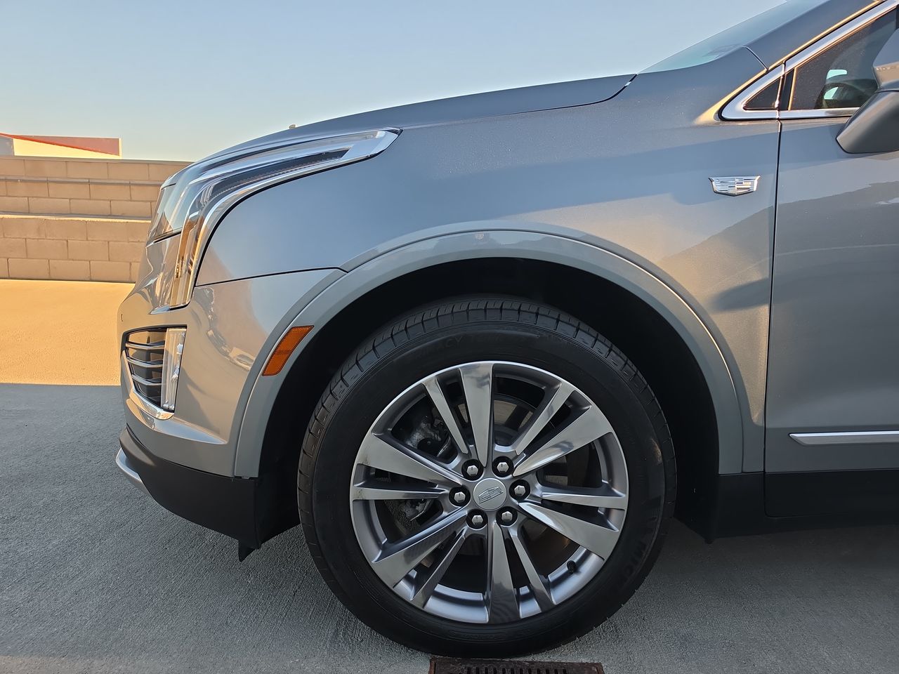 2023 Cadillac XT5 FWD Premium Luxury