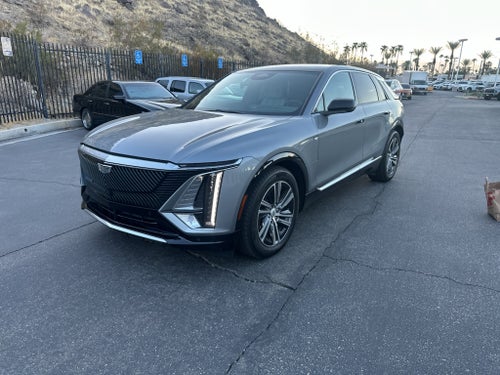 2024 Cadillac LYRIQ Luxury 2