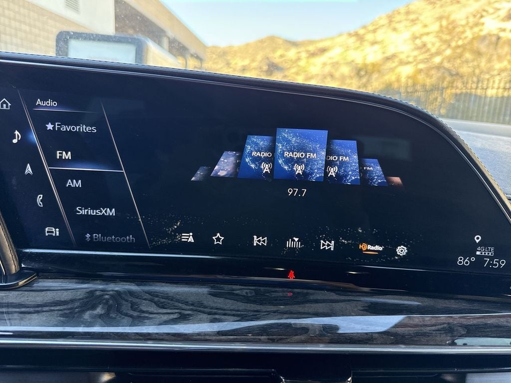 2021 Cadillac Escalade ESV Premium Luxury