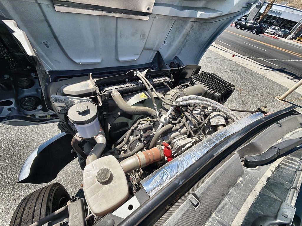 2024 Chevrolet Silverado 5500 HD Work Truck
