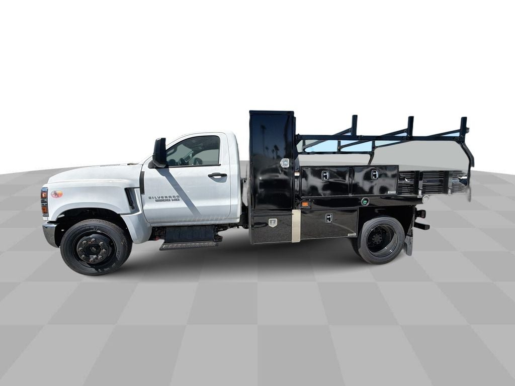 2024 Chevrolet Silverado 5500 HD Work Truck