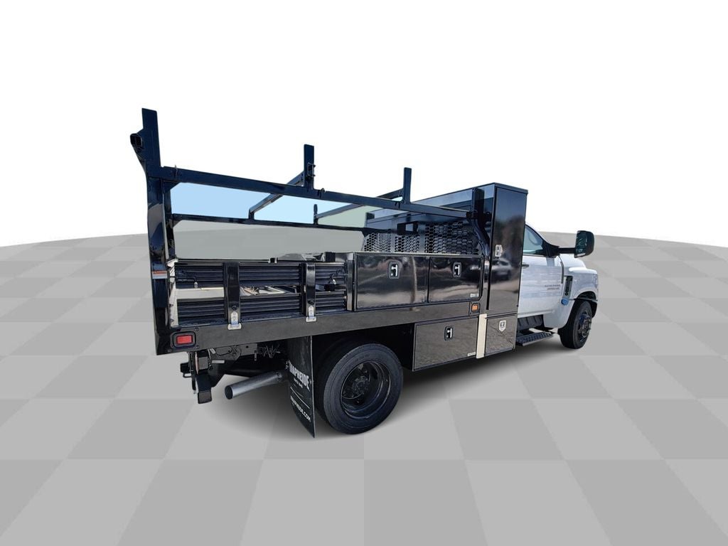2024 Chevrolet Silverado 5500 HD Work Truck