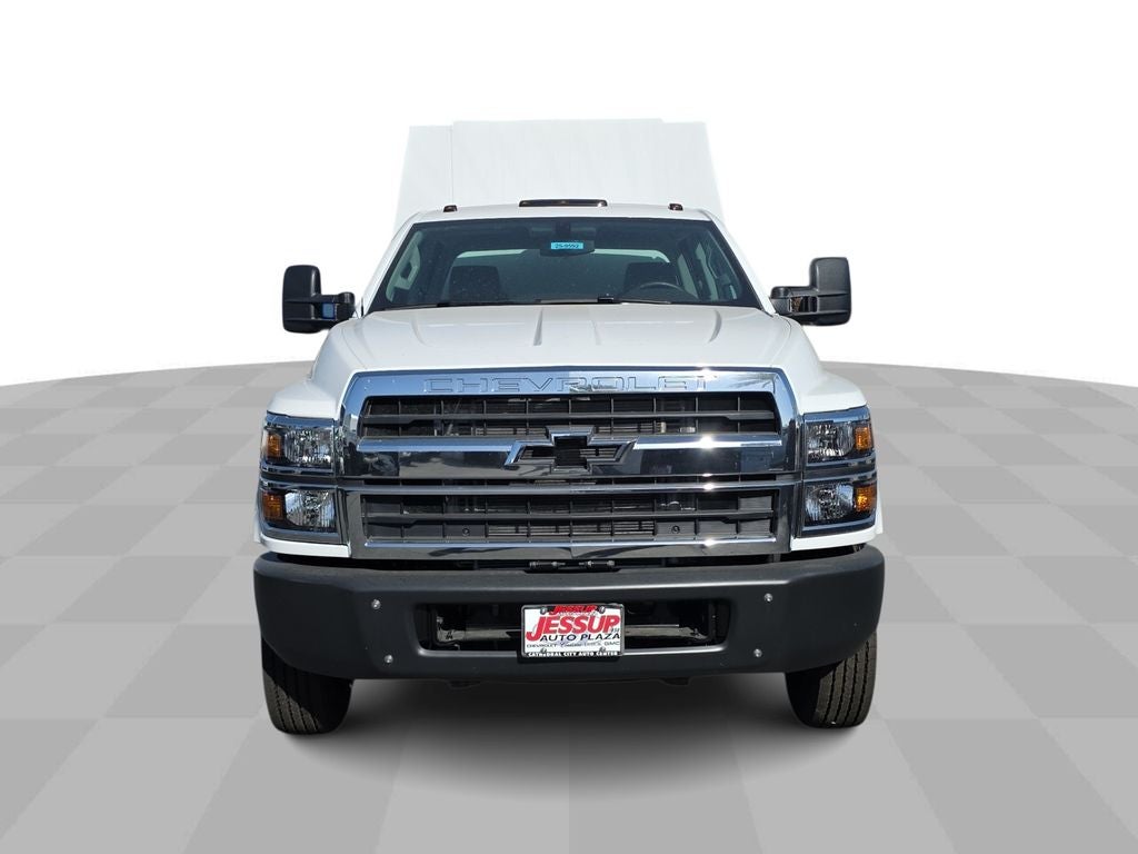 2025 Chevrolet Silverado 4500 HD Work Truck