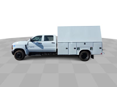 2025 Chevrolet Silverado 4500 HD Work Truck