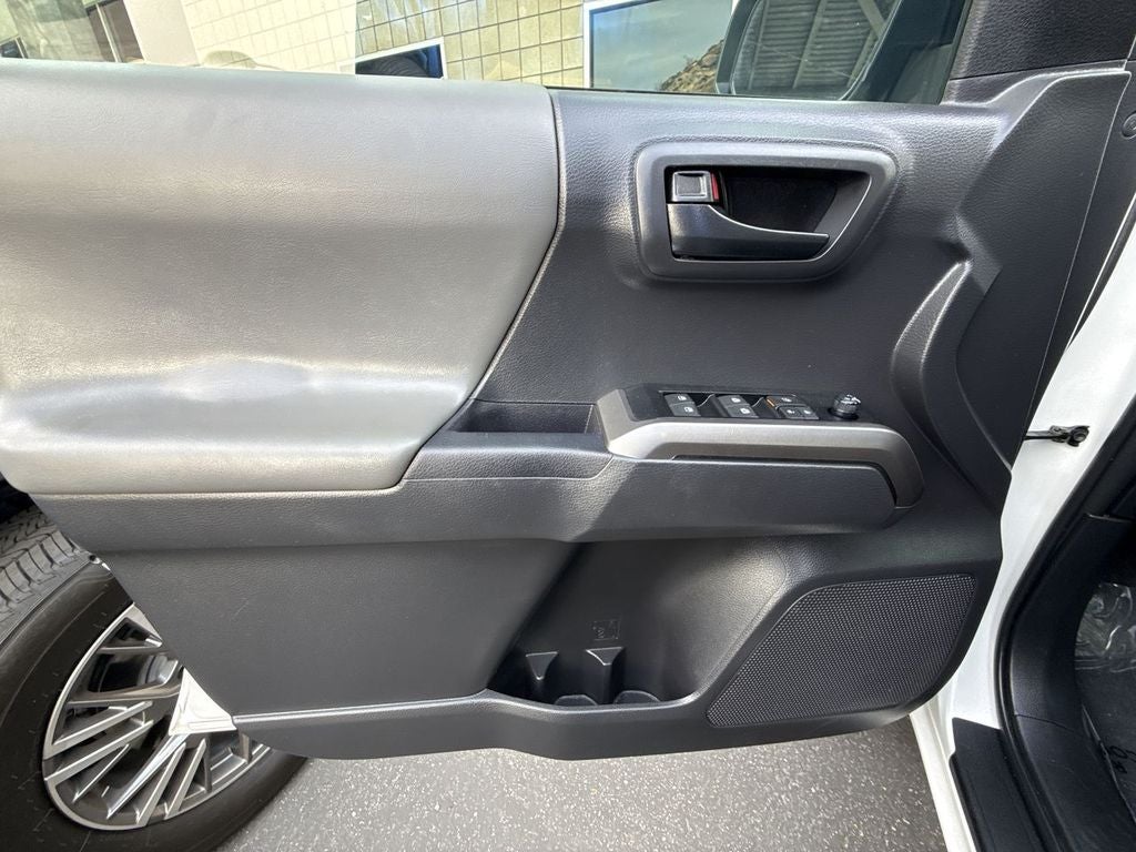 2023 Toyota Tacoma 2WD SR5