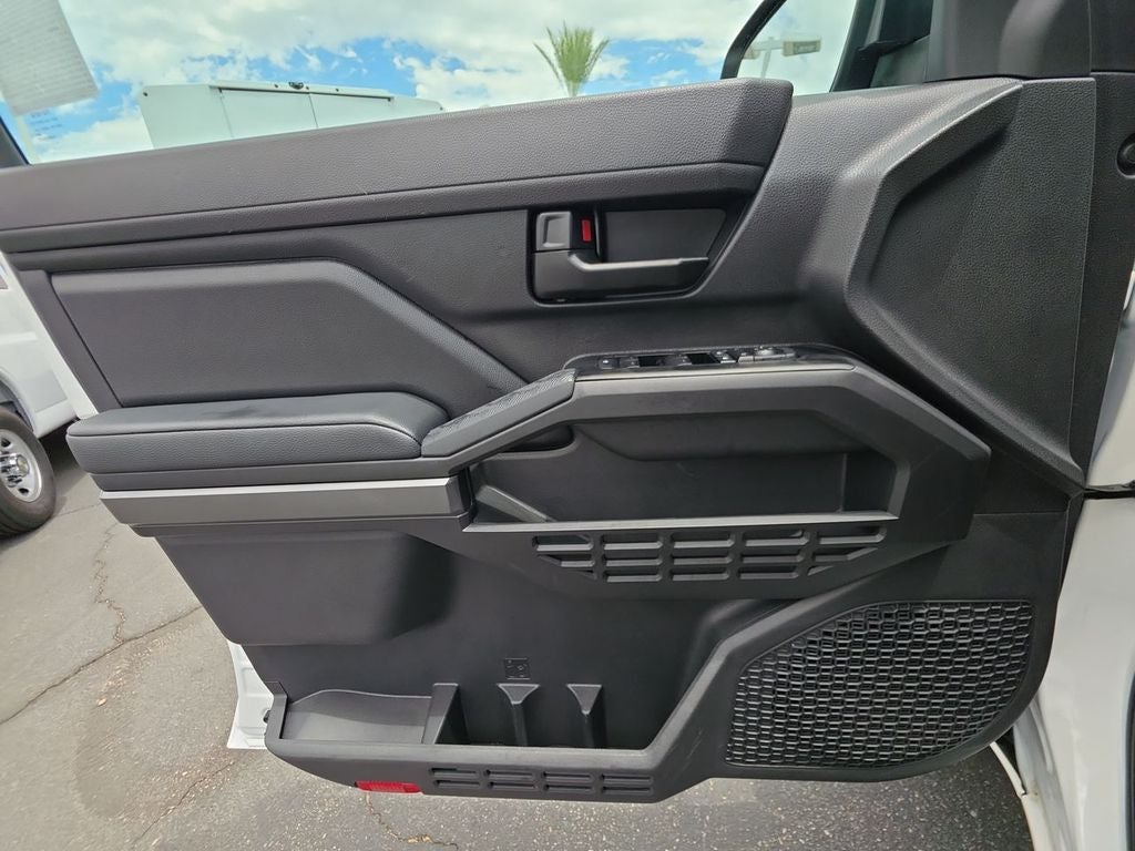 2026 Toyota Tacoma 4WD SR5