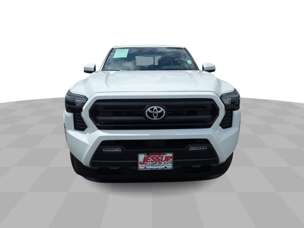 2026 Toyota Tacoma 4WD SR5