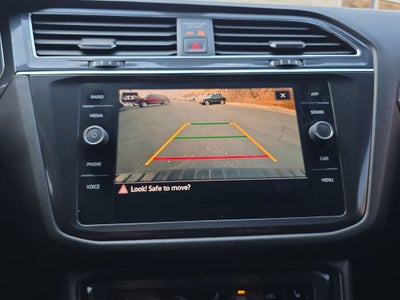 2023 Volkswagen Tiguan SE R-Line Black