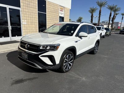 2024 Volkswagen Taos SE