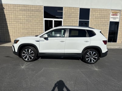 2024 Volkswagen Taos SE