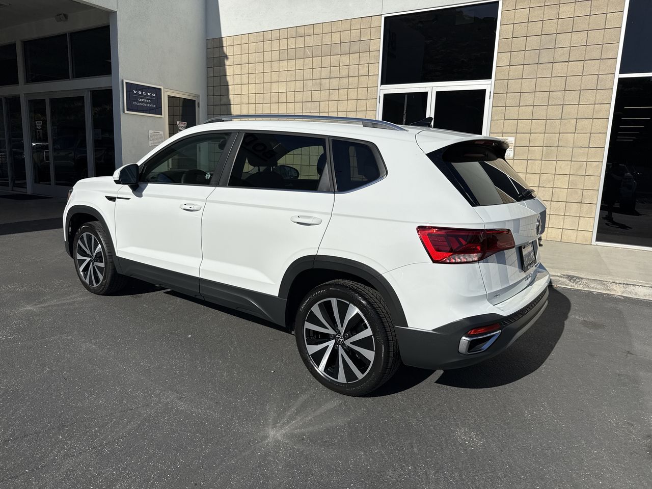 2024 Volkswagen Taos SE
