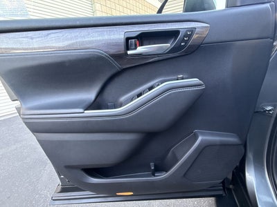 2021 Toyota Highlander Hybrid Limited