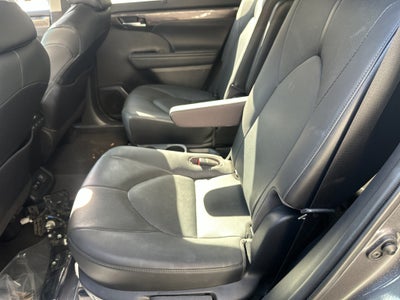 2021 Toyota Highlander Hybrid Limited