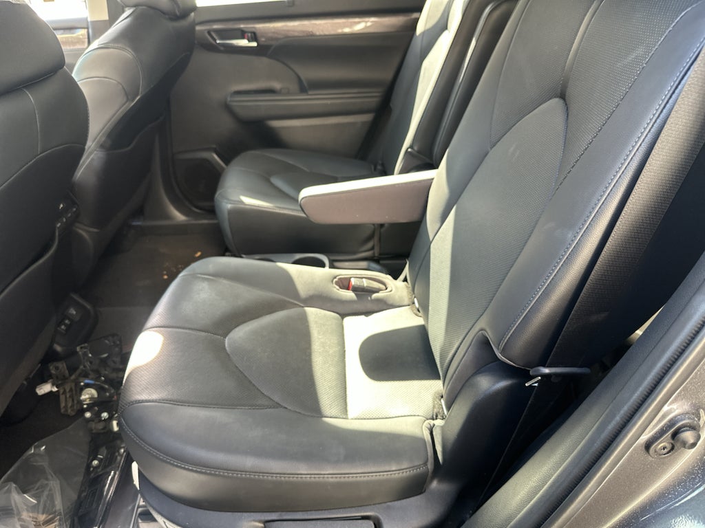 2021 Toyota Highlander Hybrid Limited