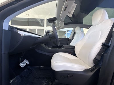 2024 Tesla Model Y Performance