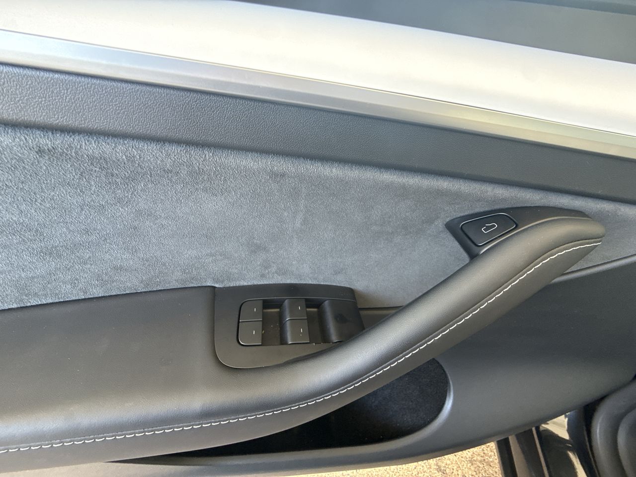 2024 Tesla Model Y Performance