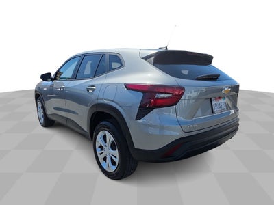 2025 Chevrolet Trax LS