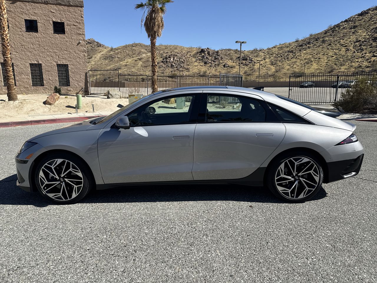 2023 Hyundai IONIQ 6 Limited