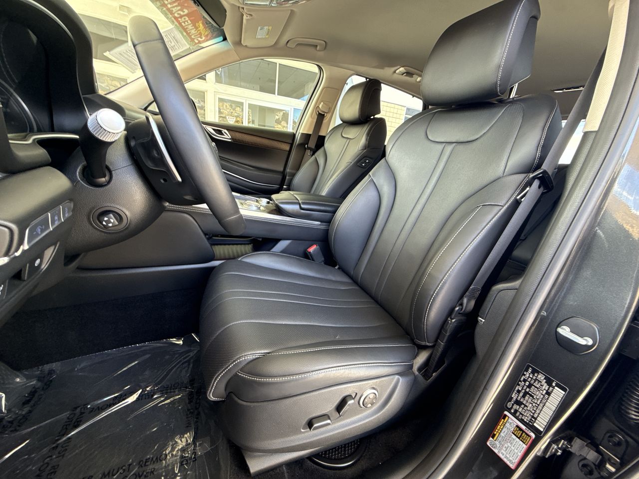 2024 Genesis GV80 Base