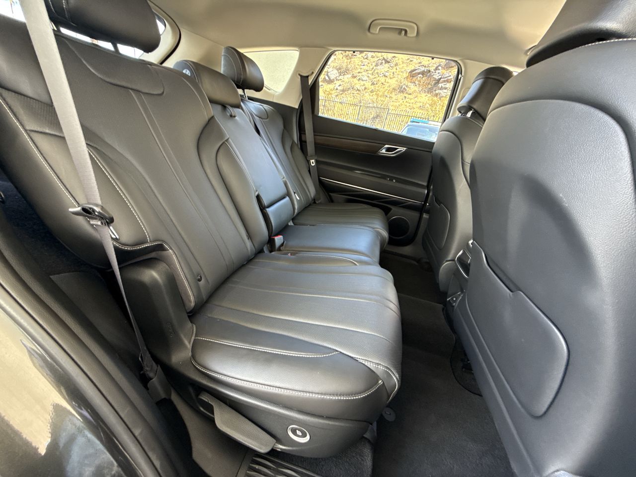 2024 Genesis GV80 Base