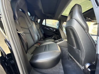 2019 Porsche Panamera 4 E-Hybrid