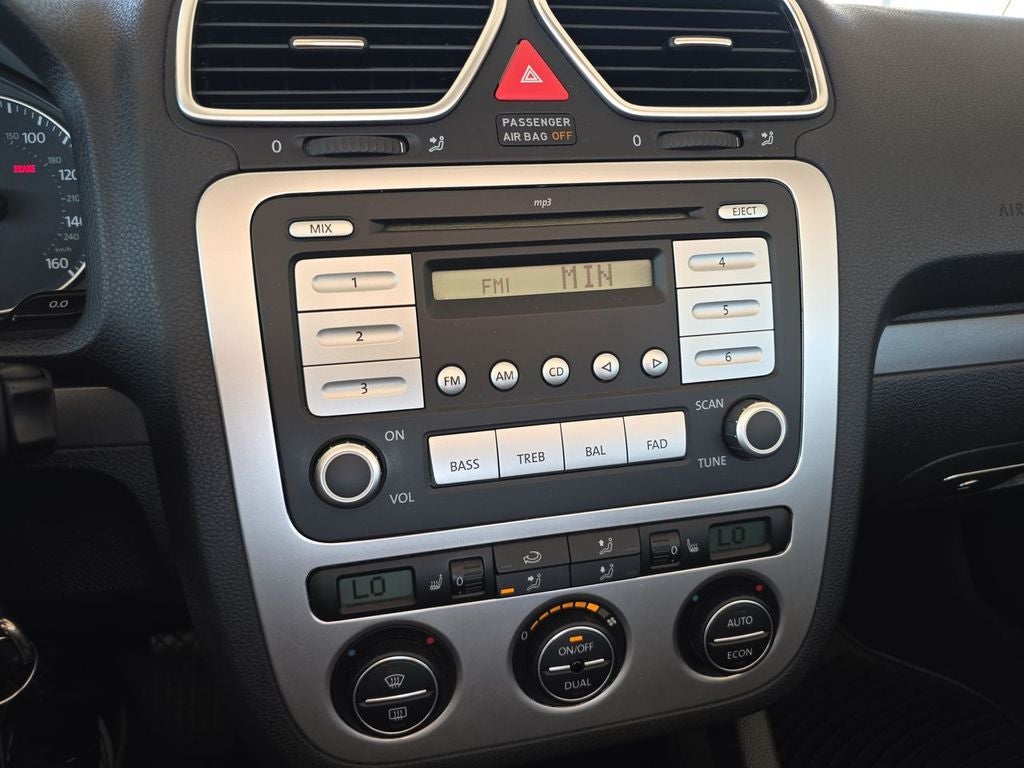 2007 Volkswagen Eos Base
