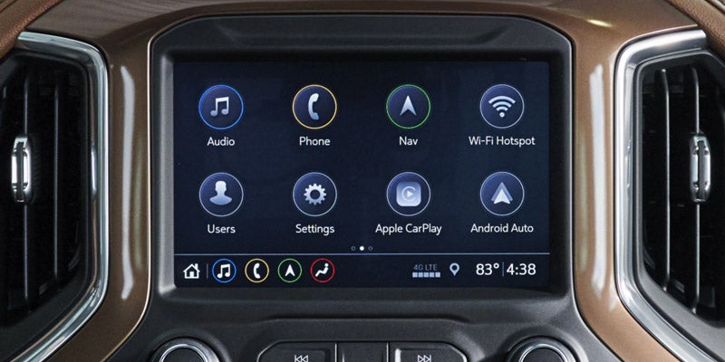 infotainment system of Chevrolet Silverado 1500