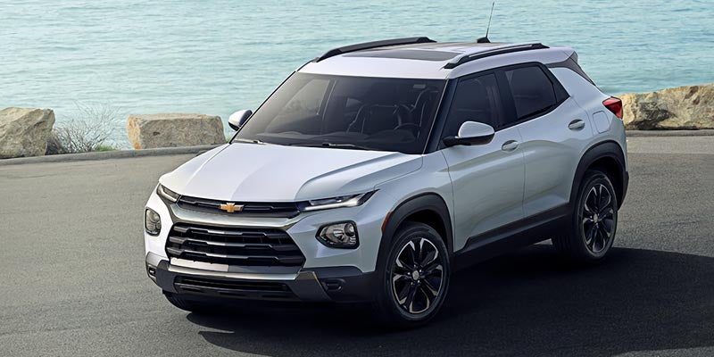 white chevy trailblazer