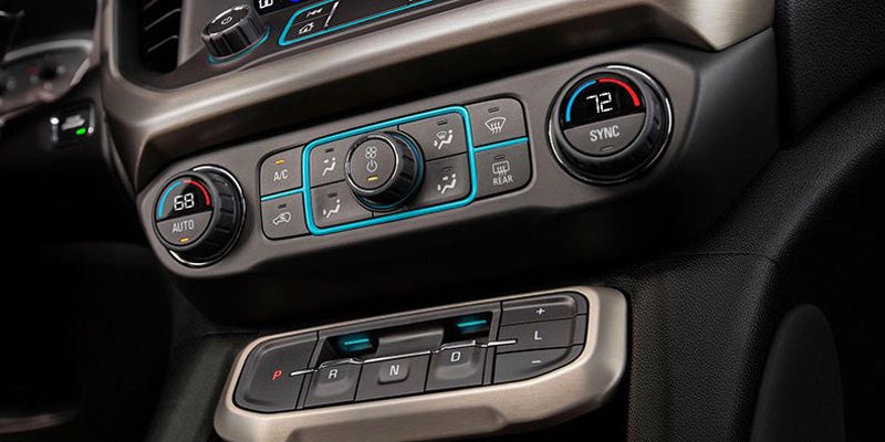 infotainment system of GMC Acadia